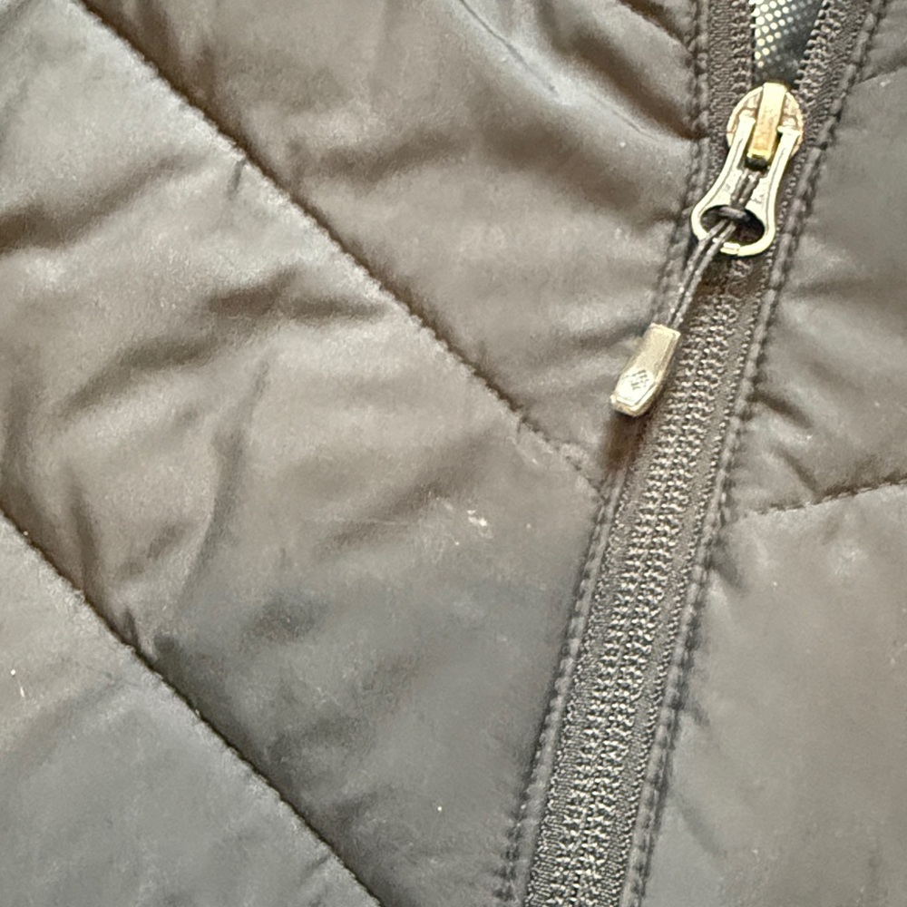 Columbia Quilted Hooded Jacket - Picture 6 of 9